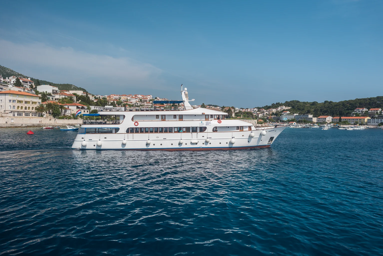 Fantazija, deluxe, Katarina Line Croatia (3) image