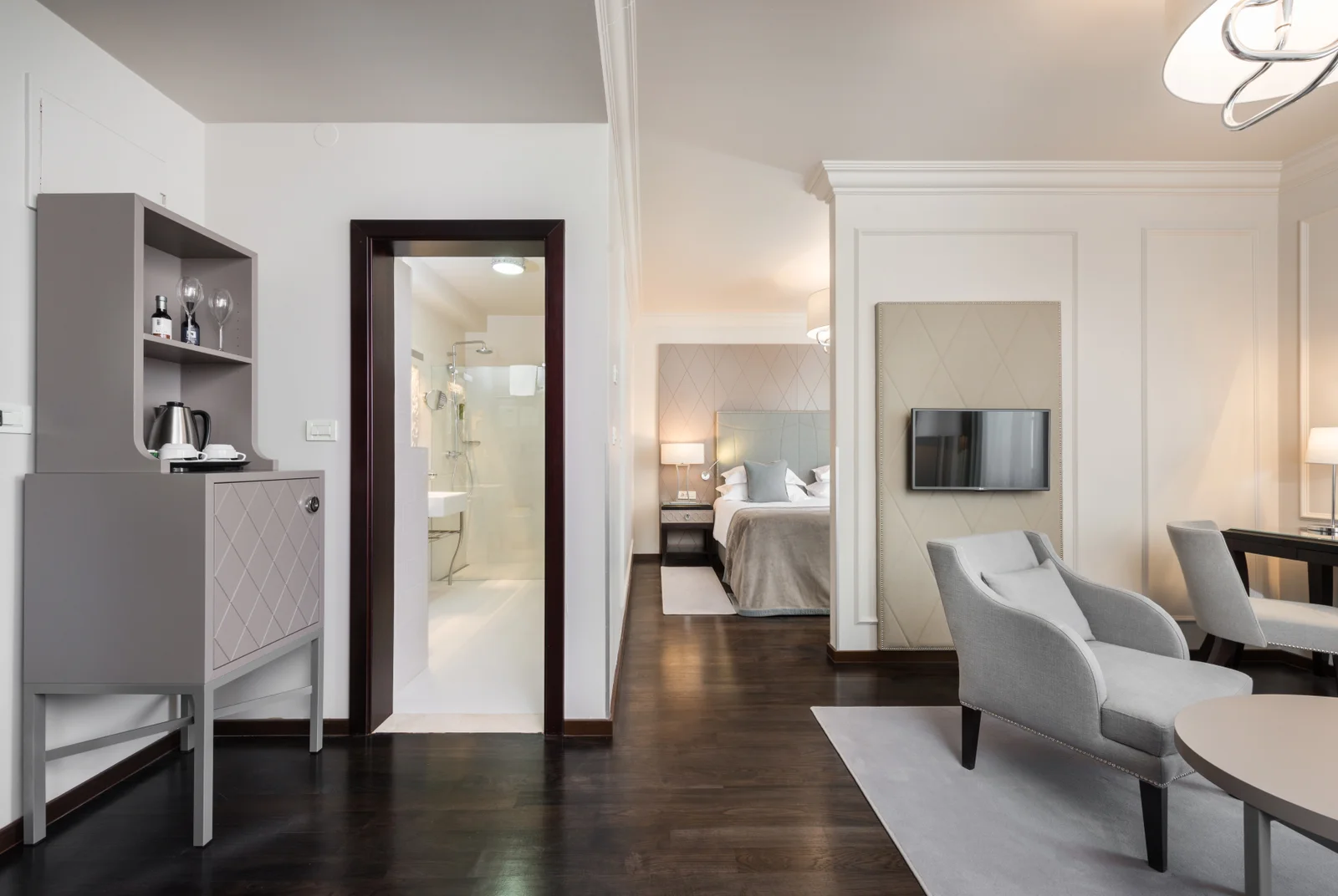 Hotel Bastion SUITE
