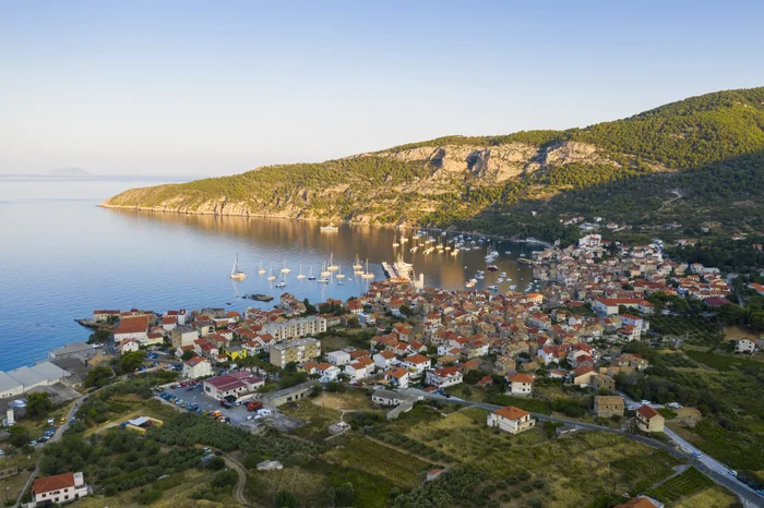 Komiža image
