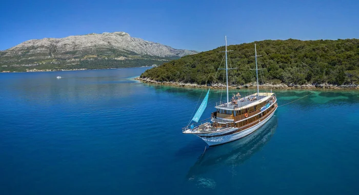 Labrador (TE) Katarina Line Croatia (3)