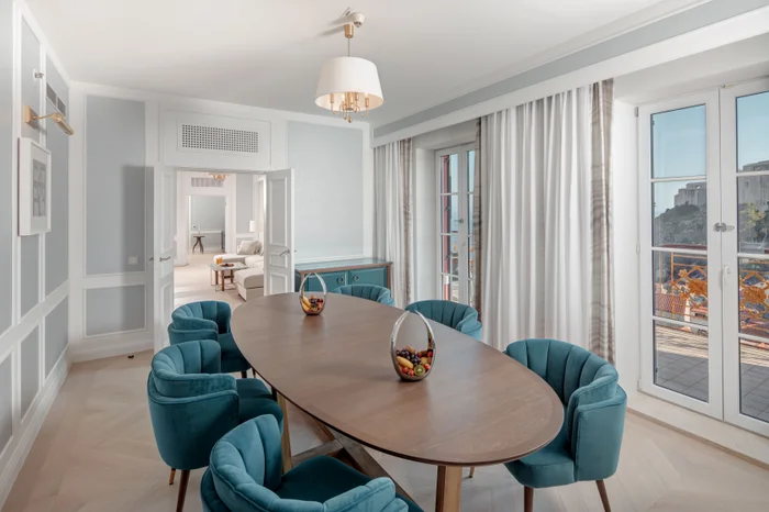 8 Imperial suite - meeting room