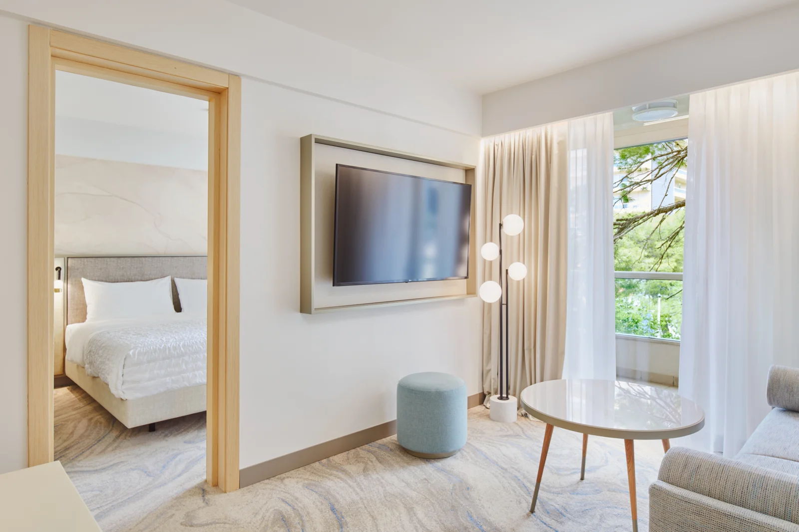 Family_suite_living_room