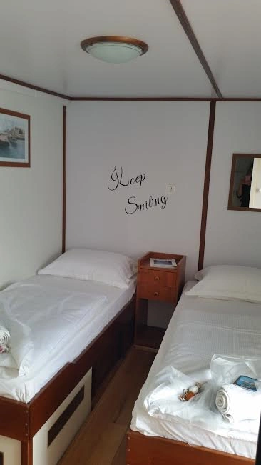 Nikola (TE) Katarina Line Croatia (2) image